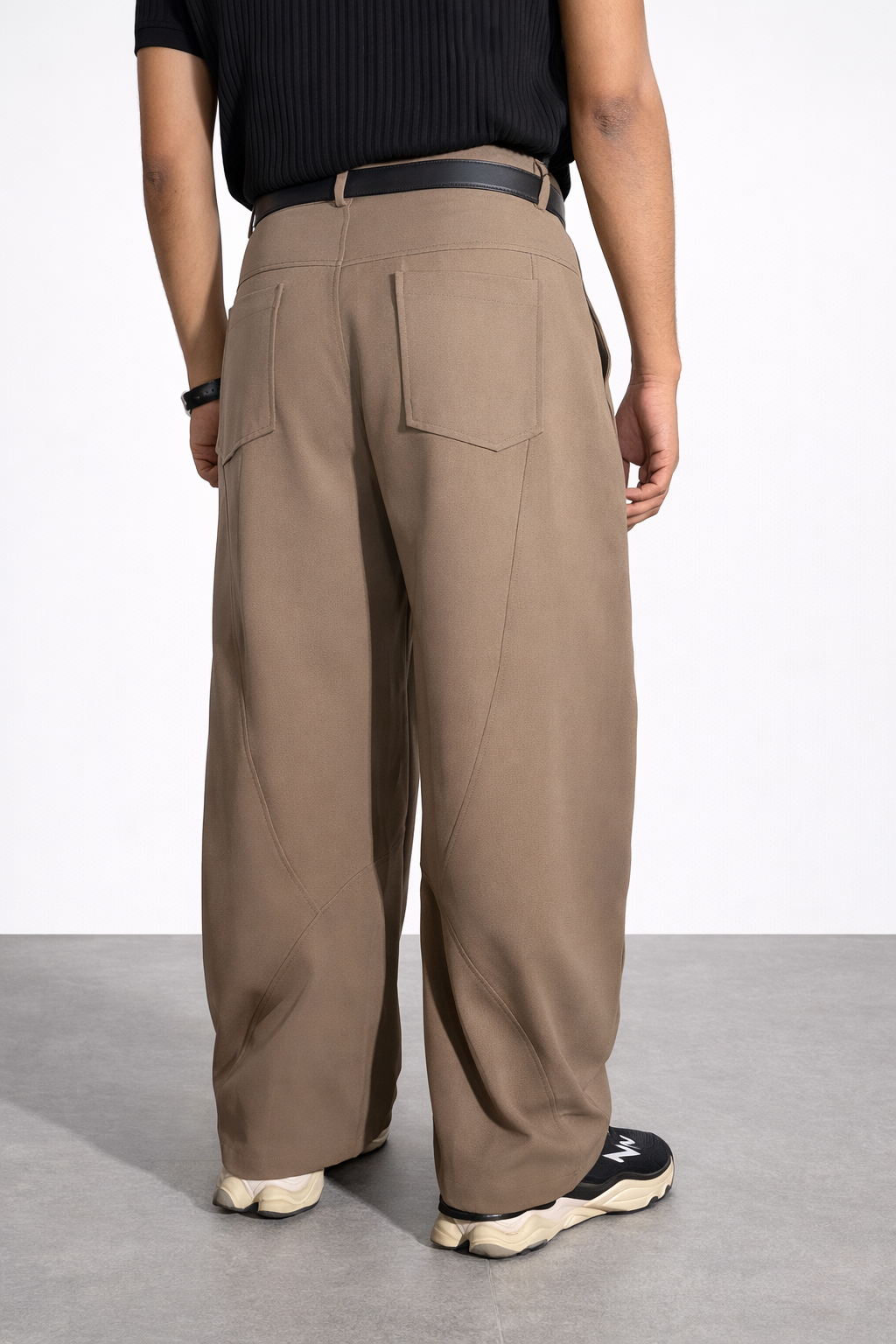 RIWYN Bound Barrel Fit Rivet Pants
