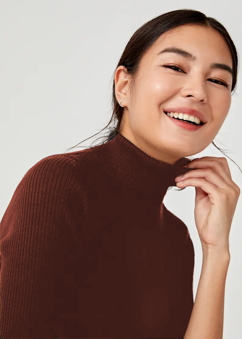 RǏWYÑ | City Girl Mock Neck Half Sleeves Top