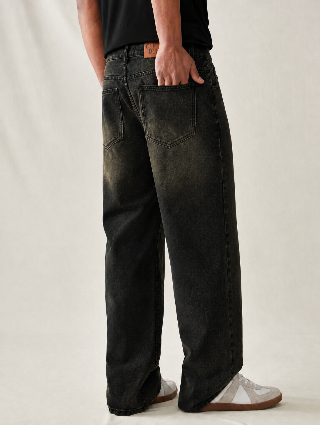 RIWYN Copper Echo Baggy Fit Jeans