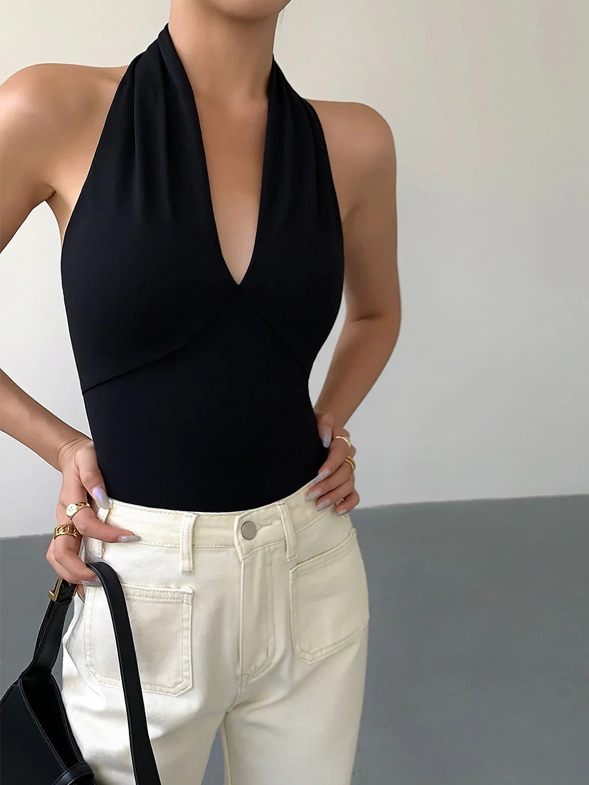 RǏWYÑ | V-Neck Halter Open Back Tank Top