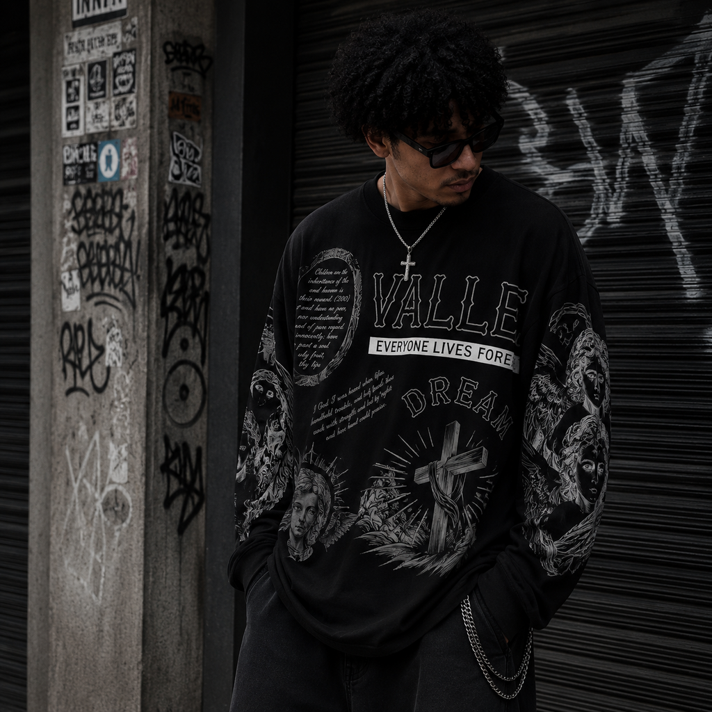 VALLE DREAM black graphic sweatshirt