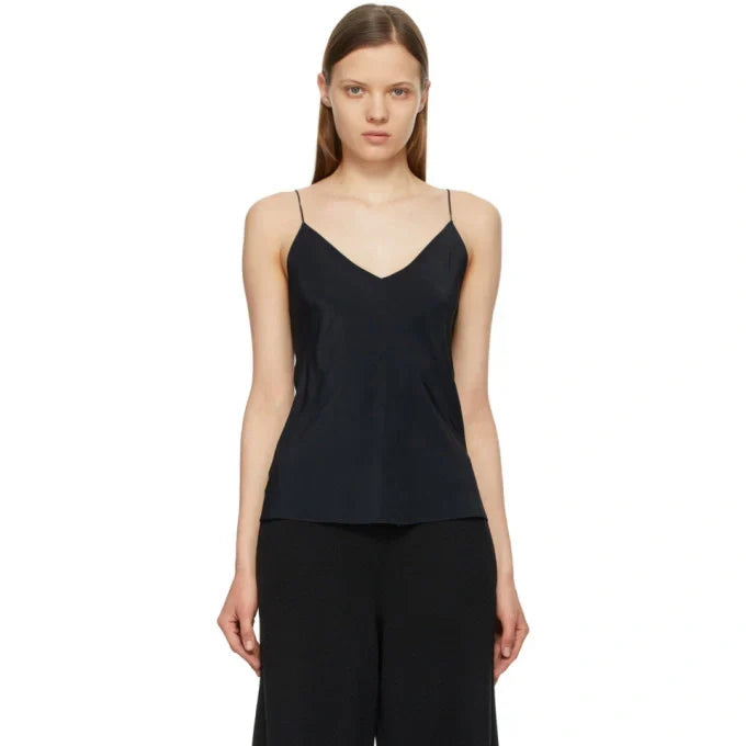 RǏWYÑ | Baesic V Neck Strappy Top