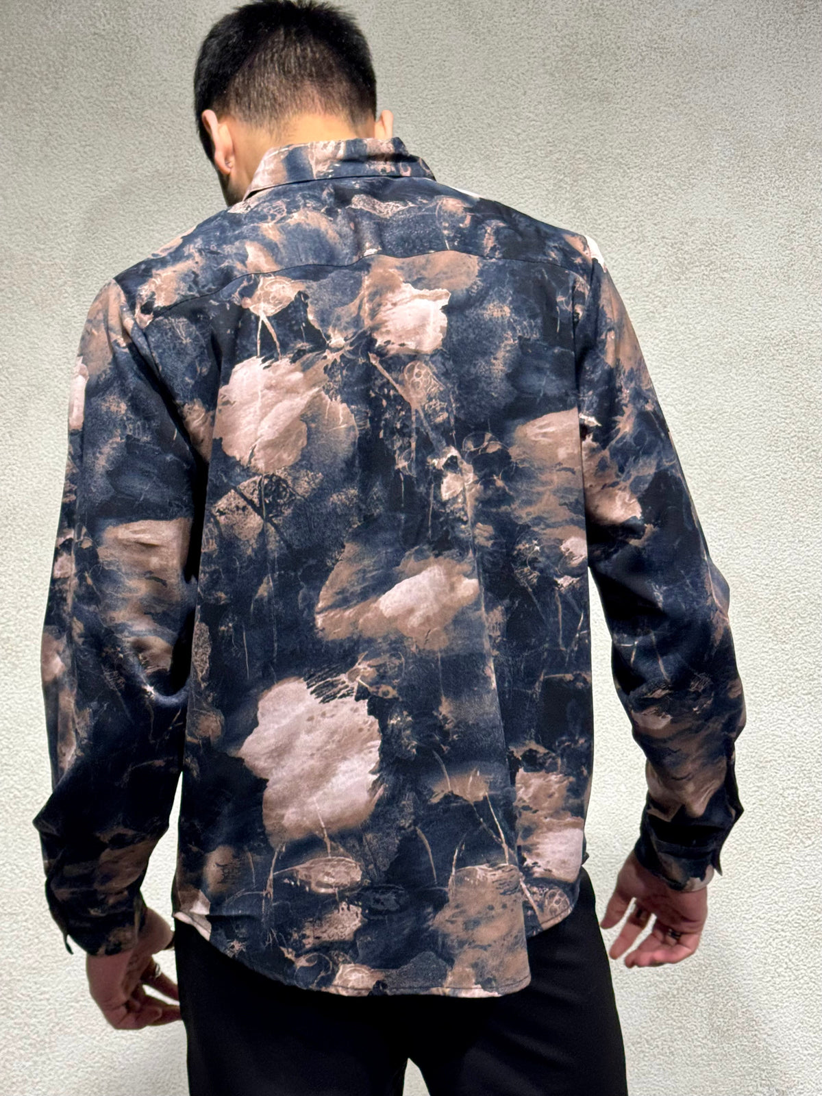 RIWYN Earthbound Abstract Print Full-Sleeves Shirt