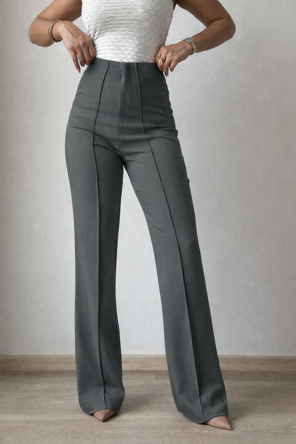 RǏWYÑ | Polished Linen Flared Tailored Pants