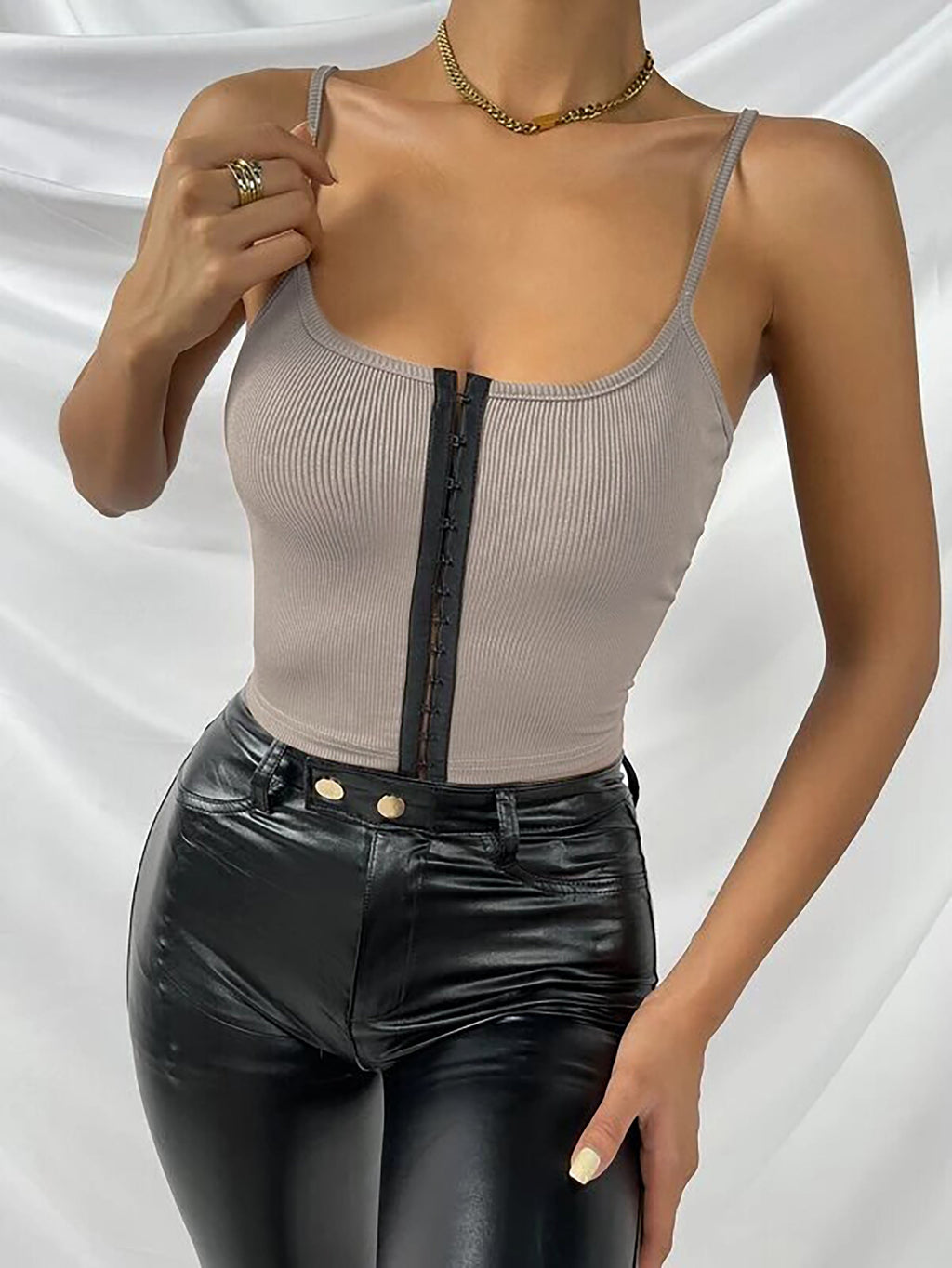 RǏWYÑ | Grey Vintage Strap Top