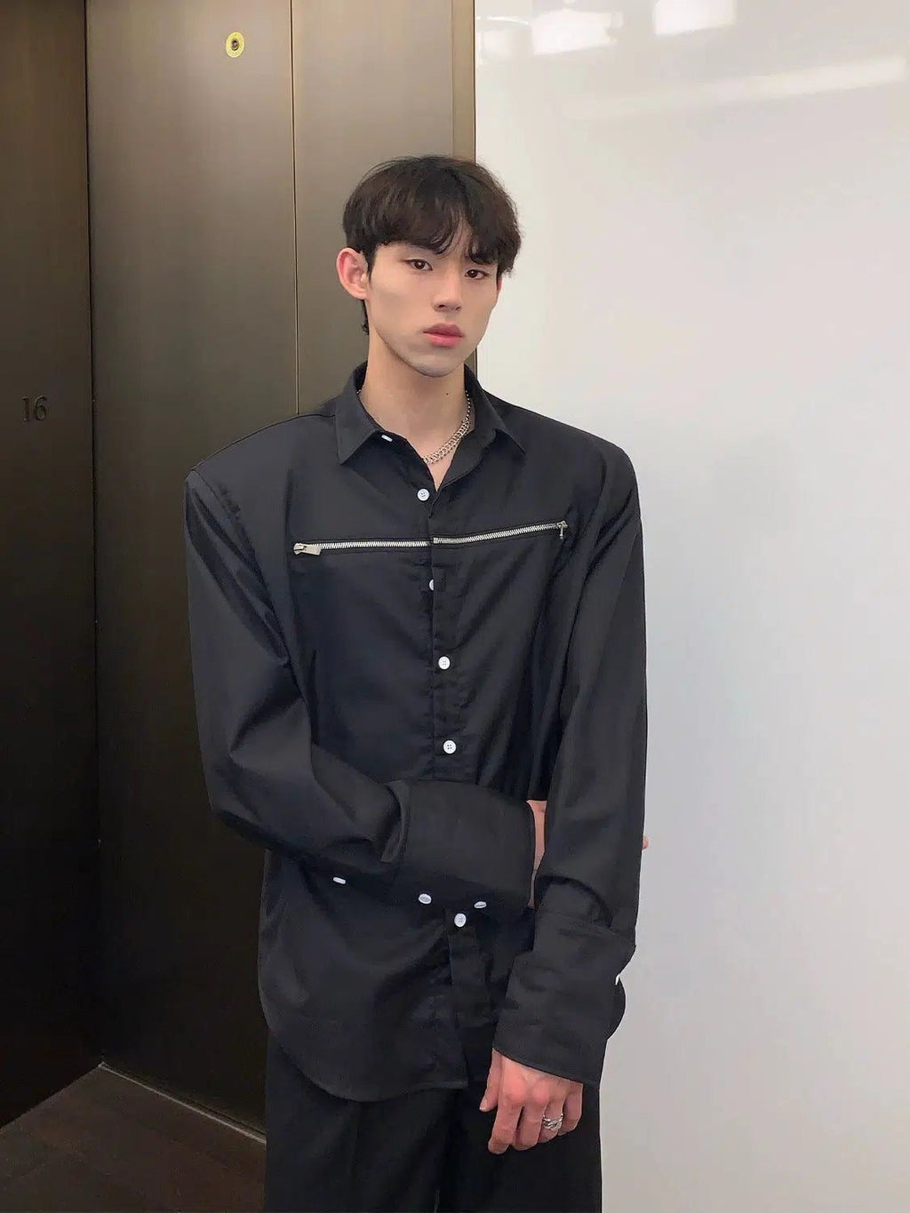 RIWYN Korean Style Zip Details Long-sleeved Shirt
