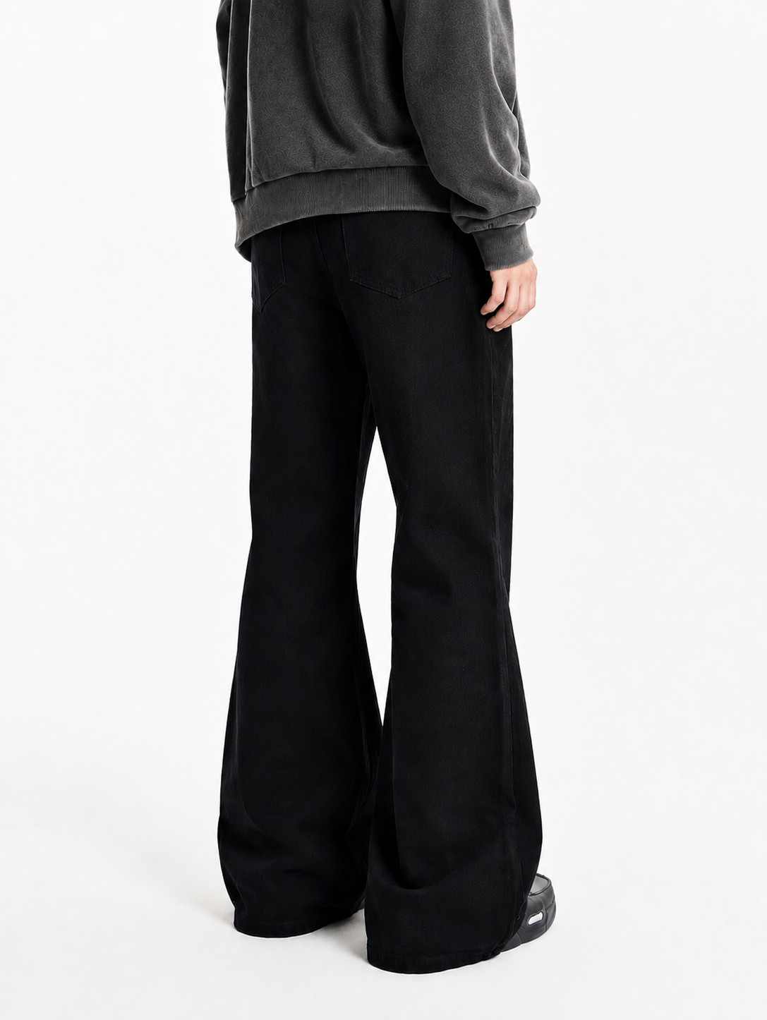 RIWYN Dark Matter Black Bootcut Jeans
