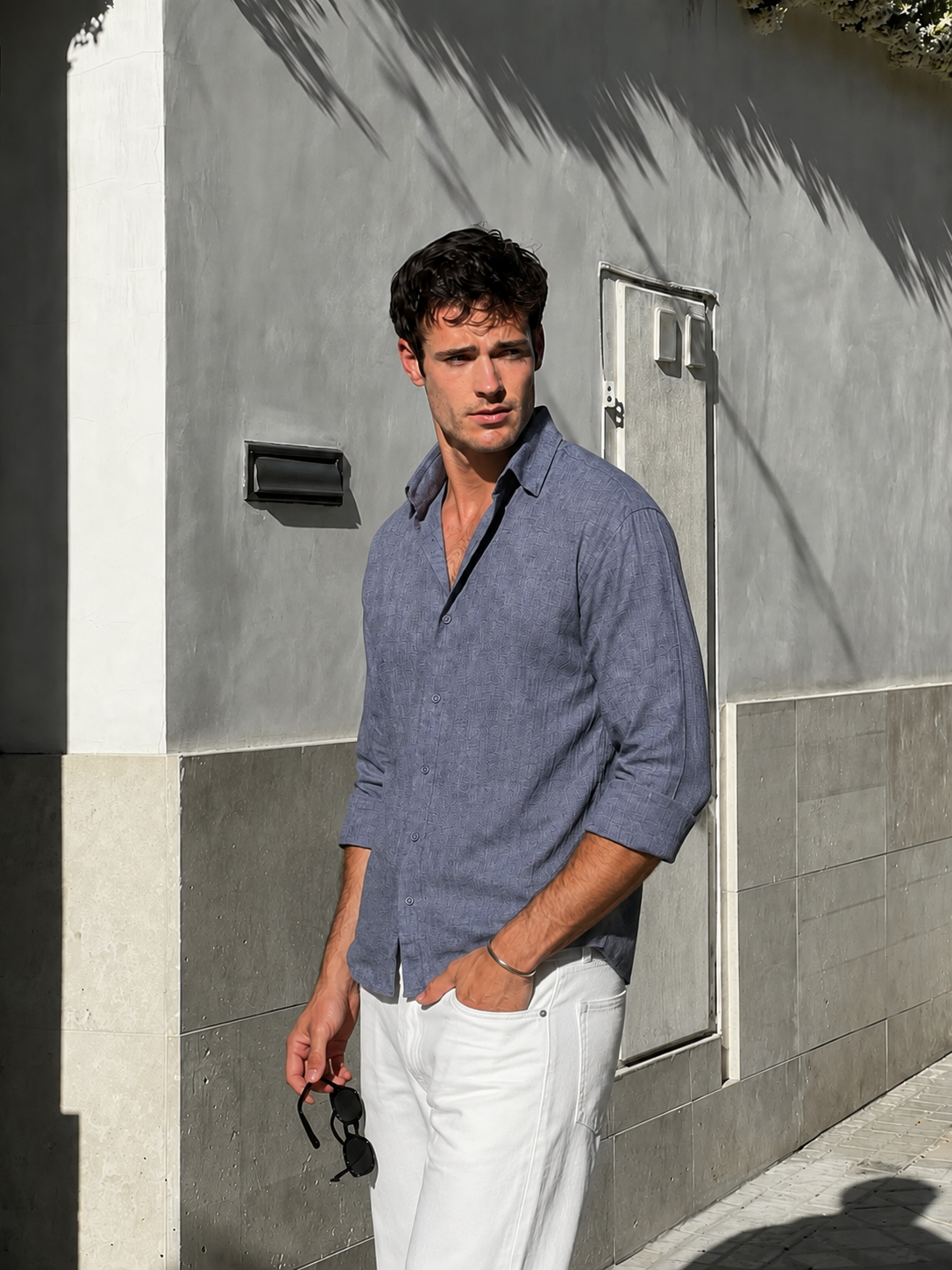RIWYN Muted Edge Relaxed Shirt