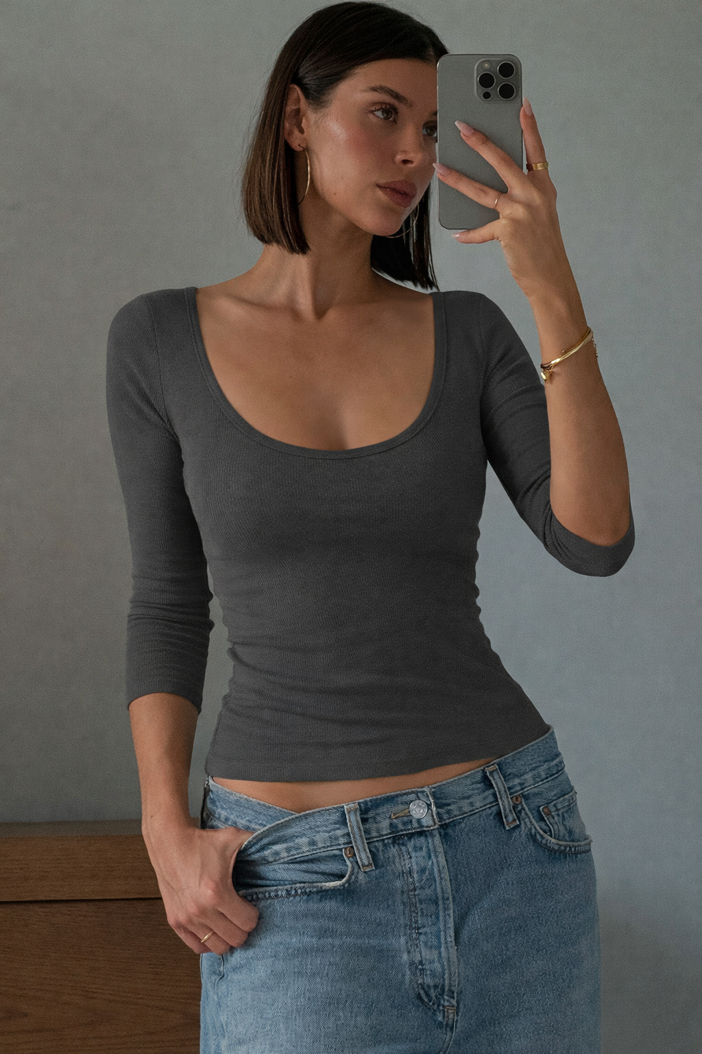 RǏWYÑ | Curve Contour Rib Fitted Top