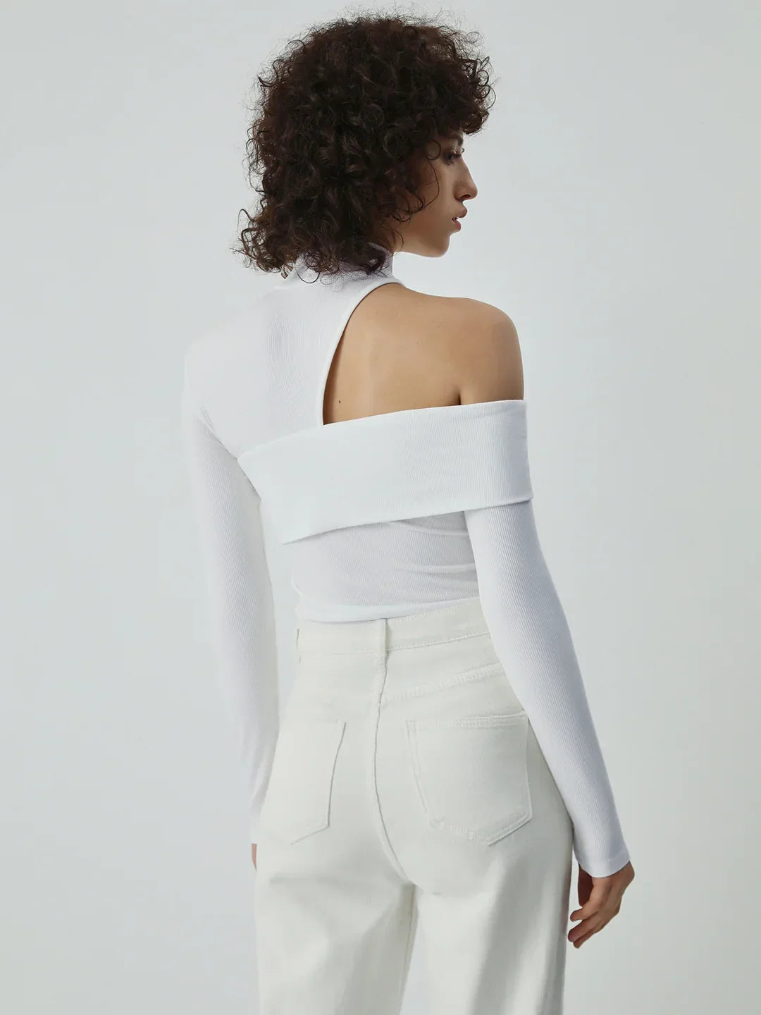 RǏWYÑ | Wrapped Shoulder High Neck Rib Top