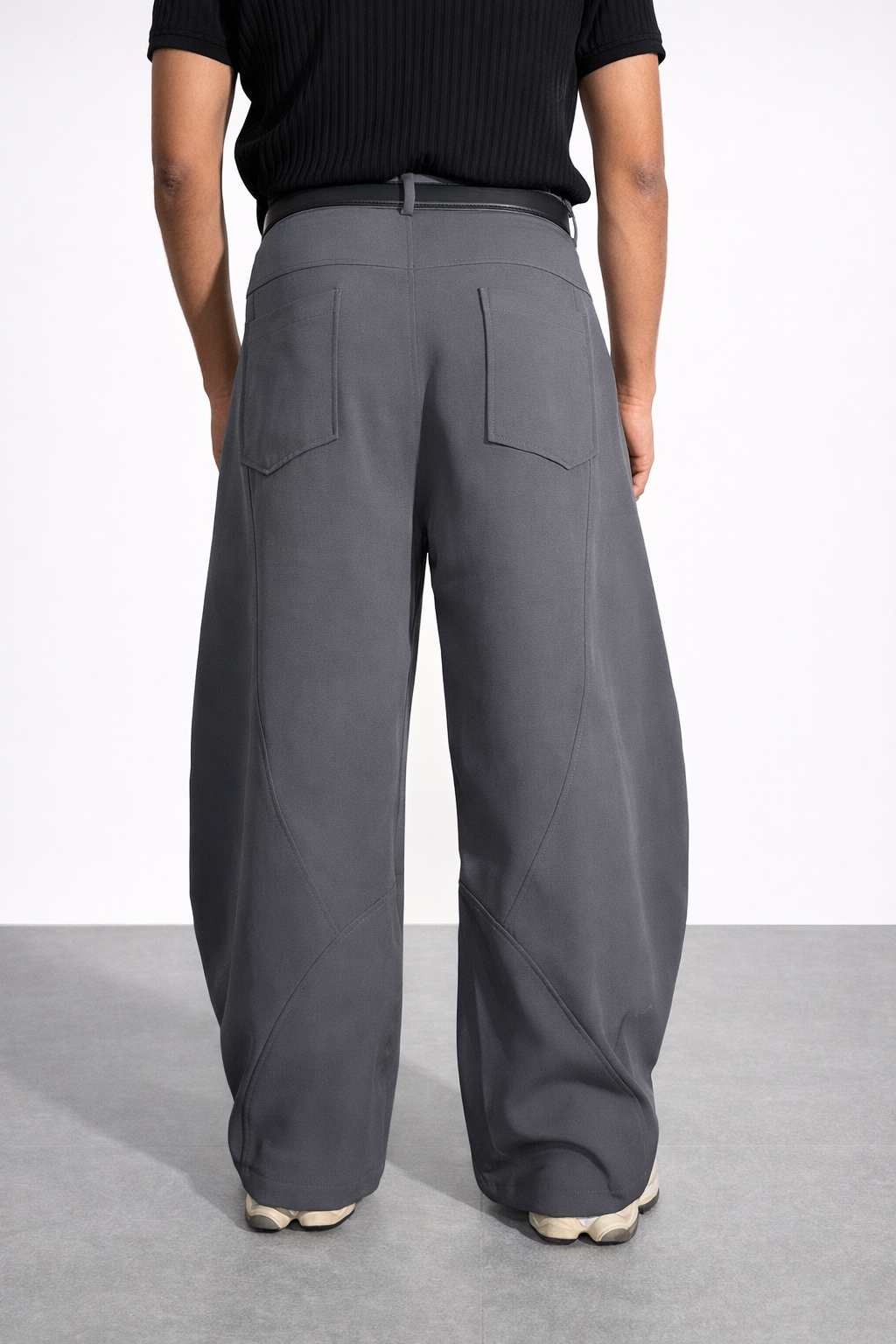 RIWYN Bound Barrel Fit Rivet Pants