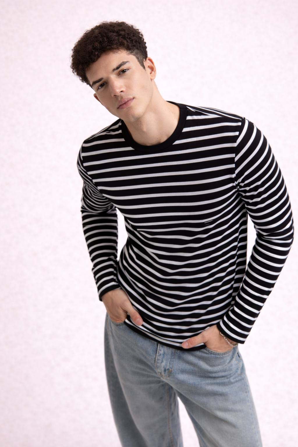 RIWYN Stripe Mode Long Sleeve Tshirt