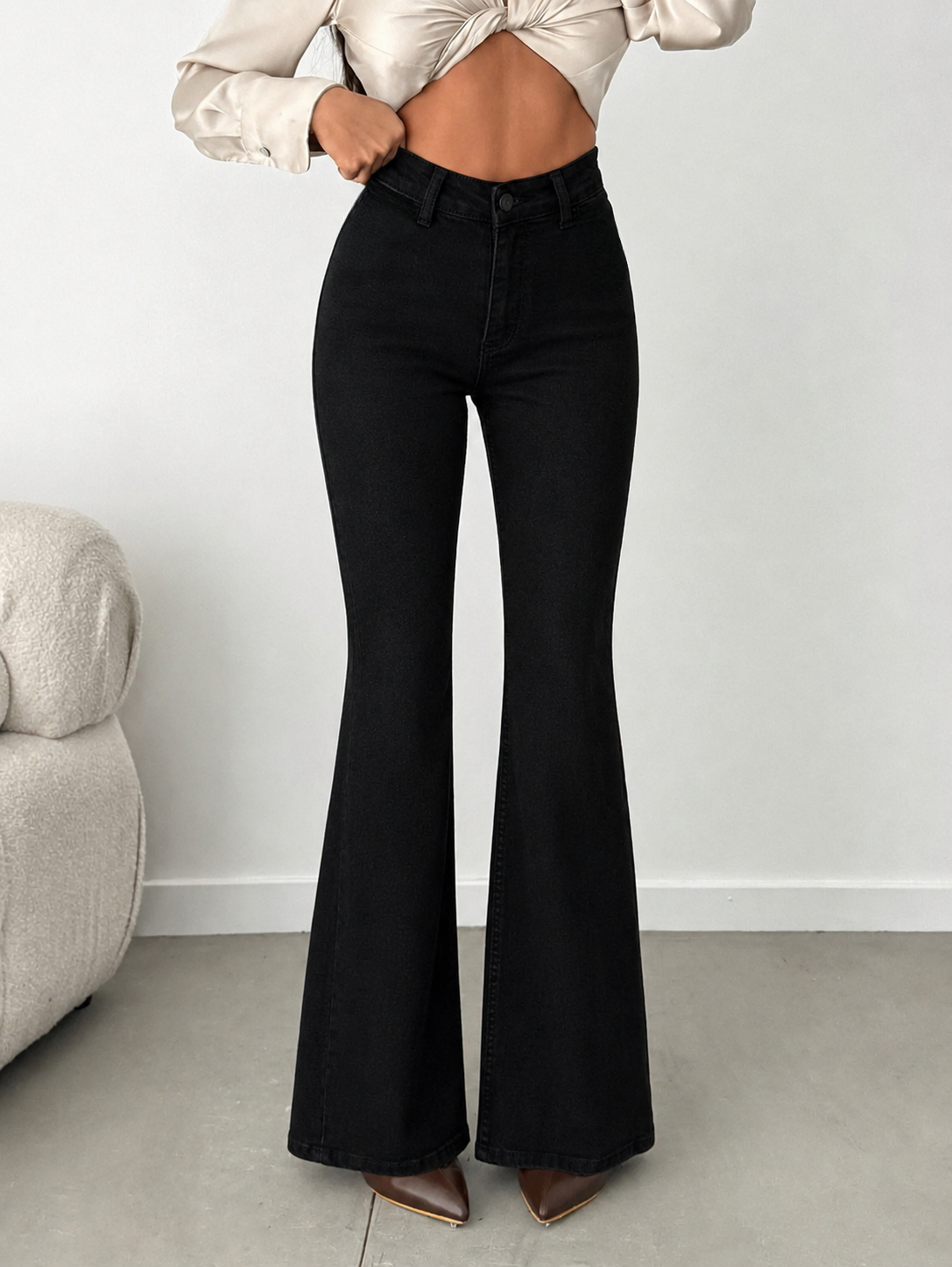 RǏWYÑ | Black Ultra High Rise Flare Jeans