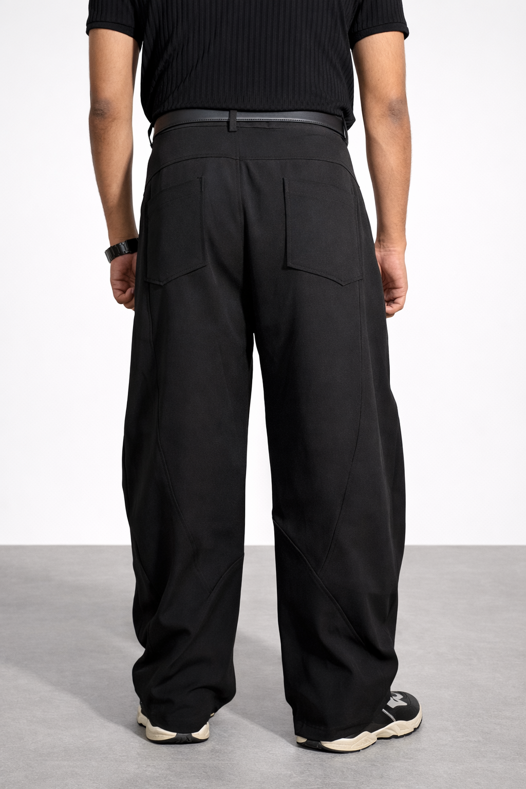 RIWYN Bound Barrel Fit Rivet Pants