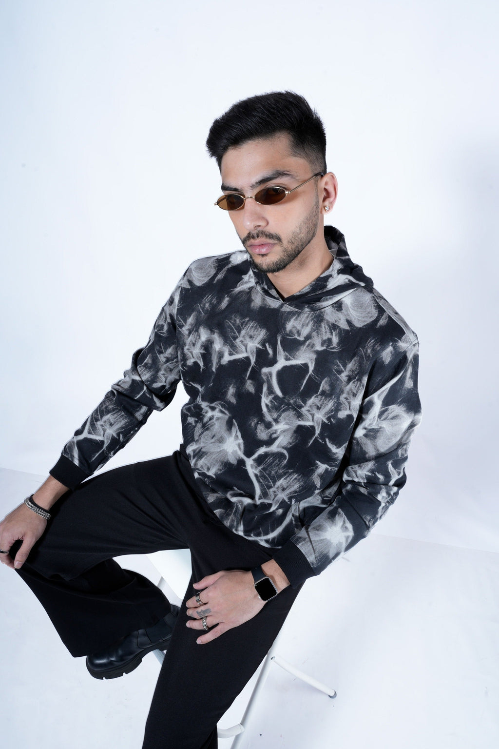 RǏWYÑ | Abstract Smoke Print Oversize Hoodie