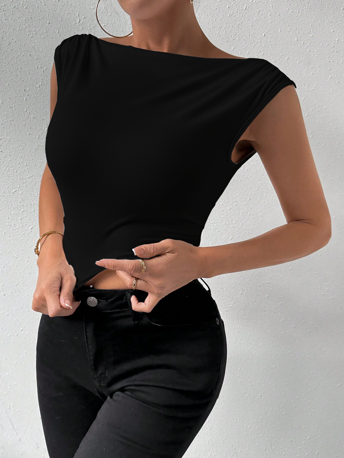 RǏWYÑ | Backless Twist Knot Tank Top