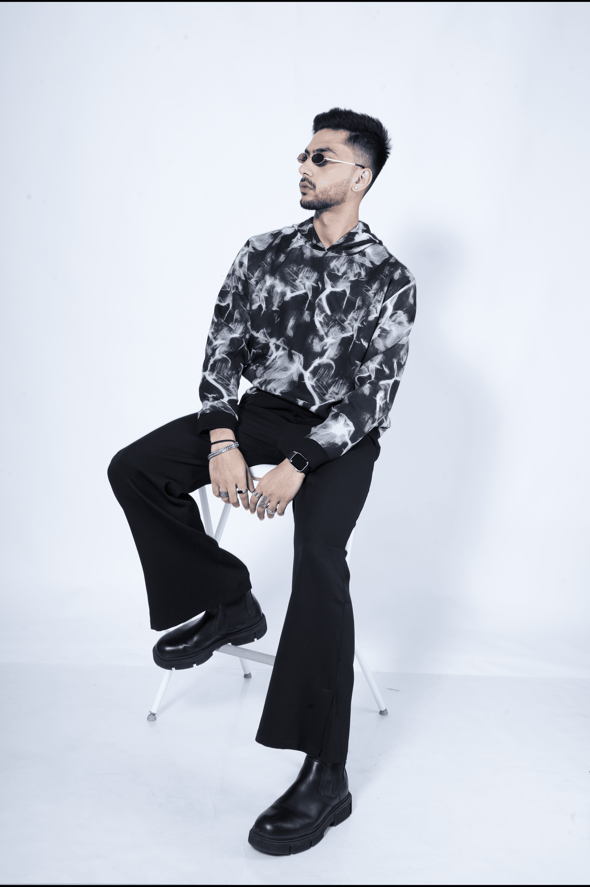 RǏWYÑ | Abstract Smoke Print Oversize Hoodie