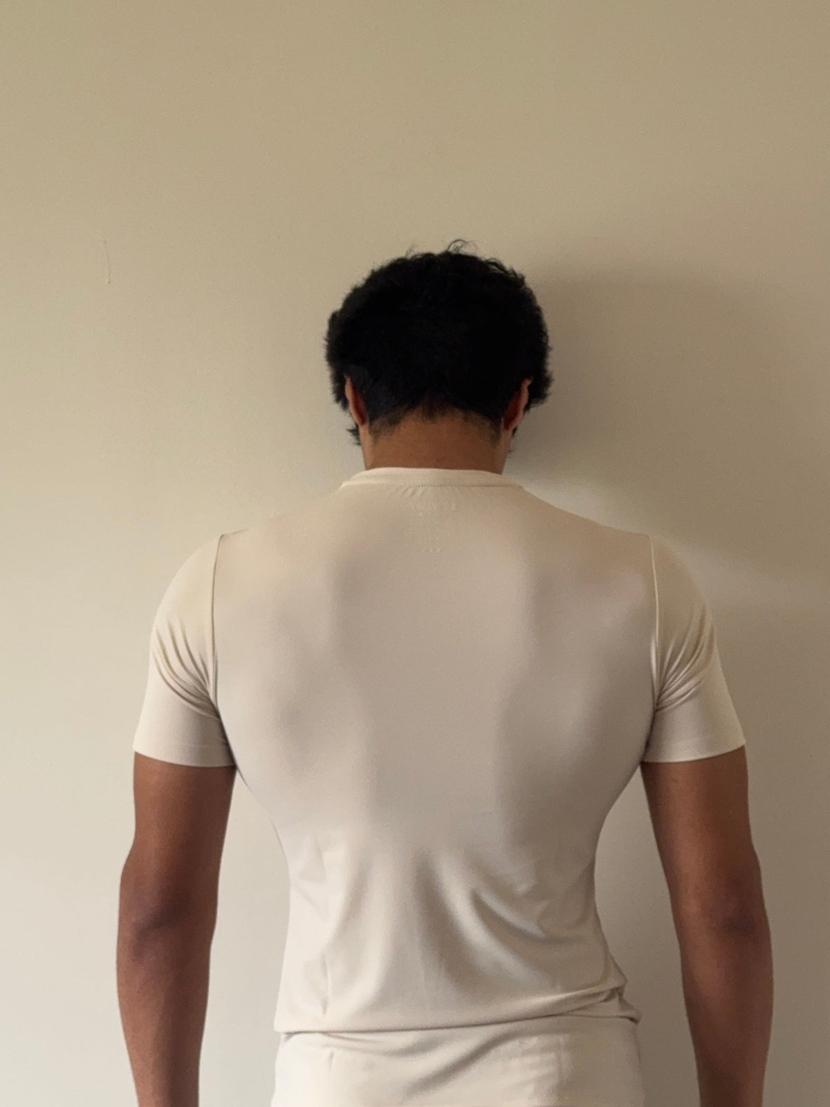 RIWYN Sculpt Fit Muscle Tee