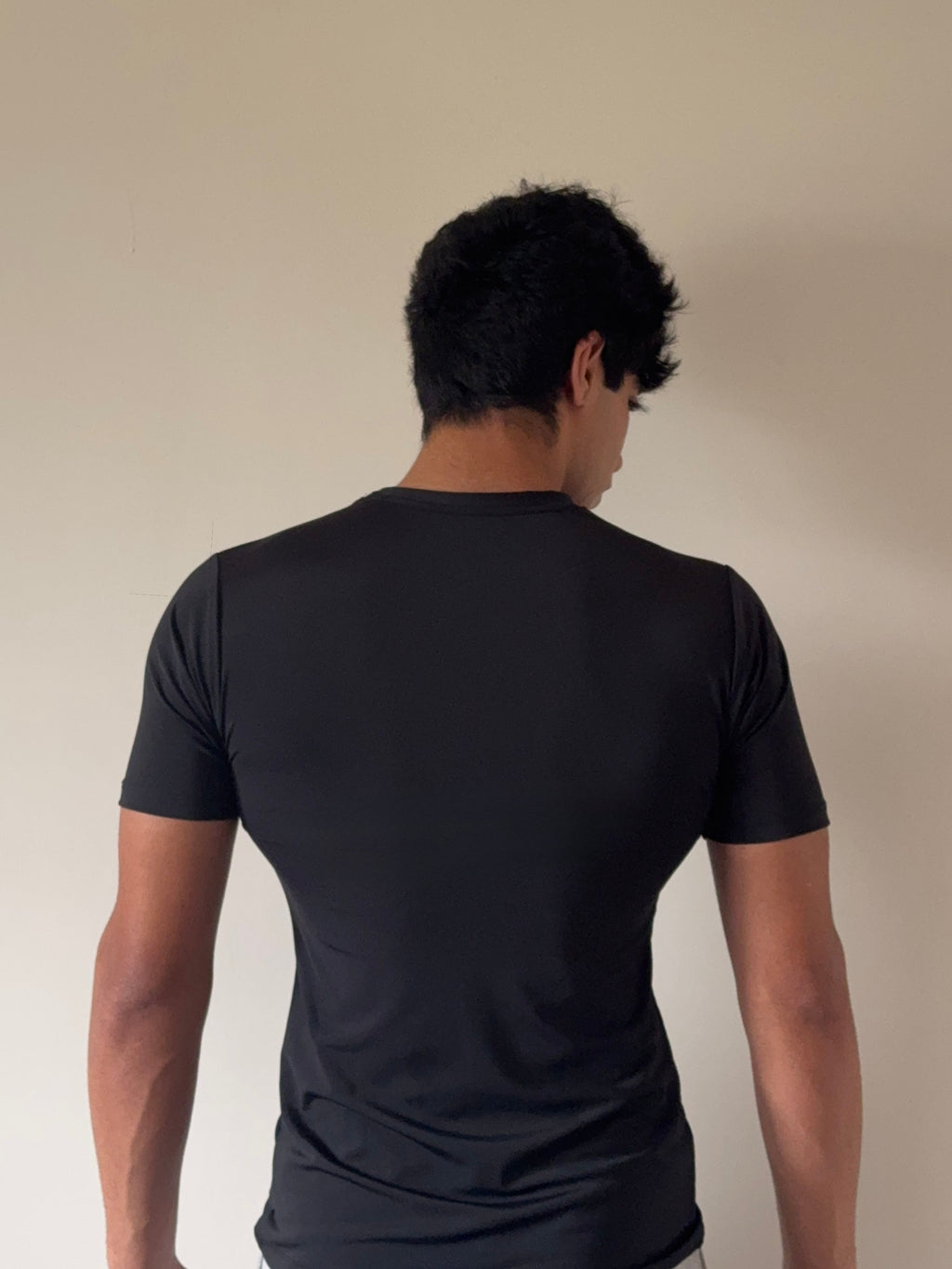 RIWYN Sculpt Fit Muscle Tee