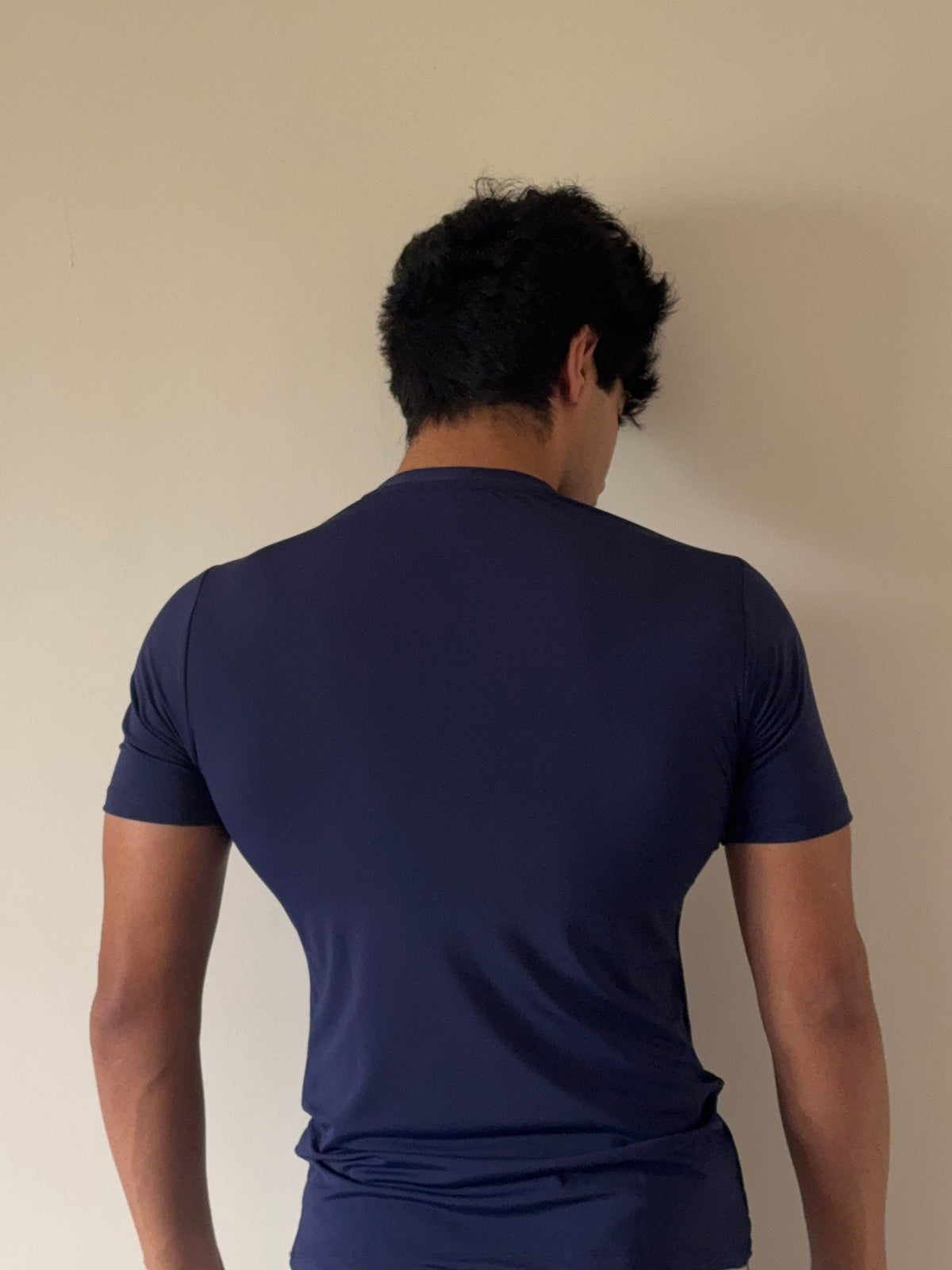 RIWYN Sculpt Fit Muscle Tee