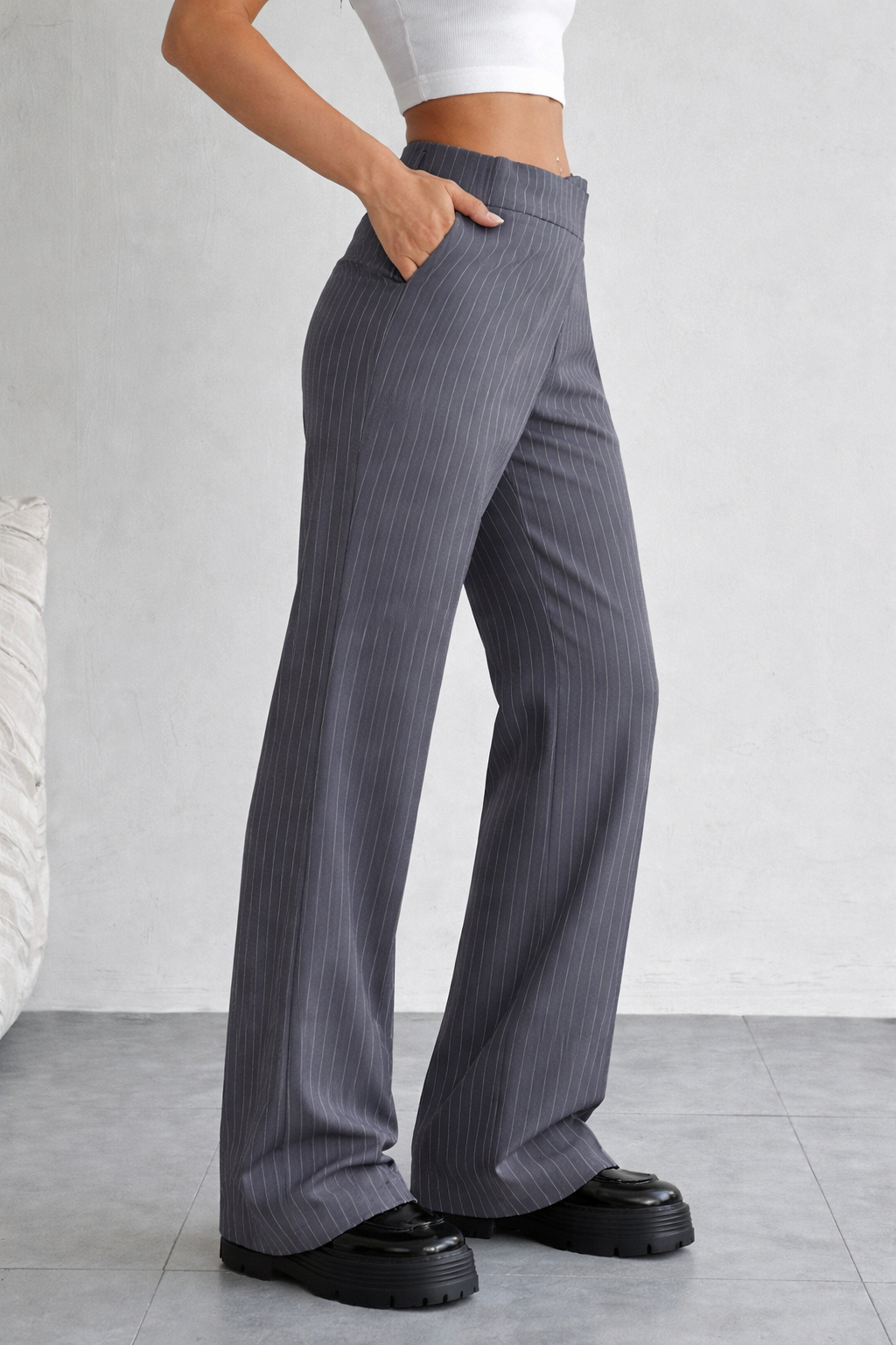 RǏWYÑ | Off Front Pleat Tailored Trousers