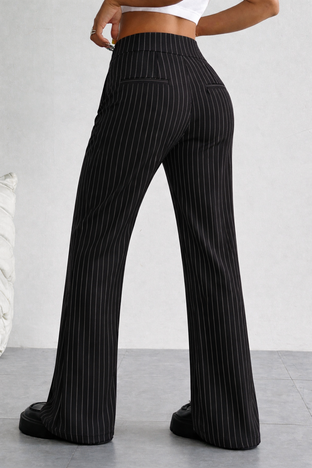 RǏWYÑ | Off Front Pleat Tailored Trousers
