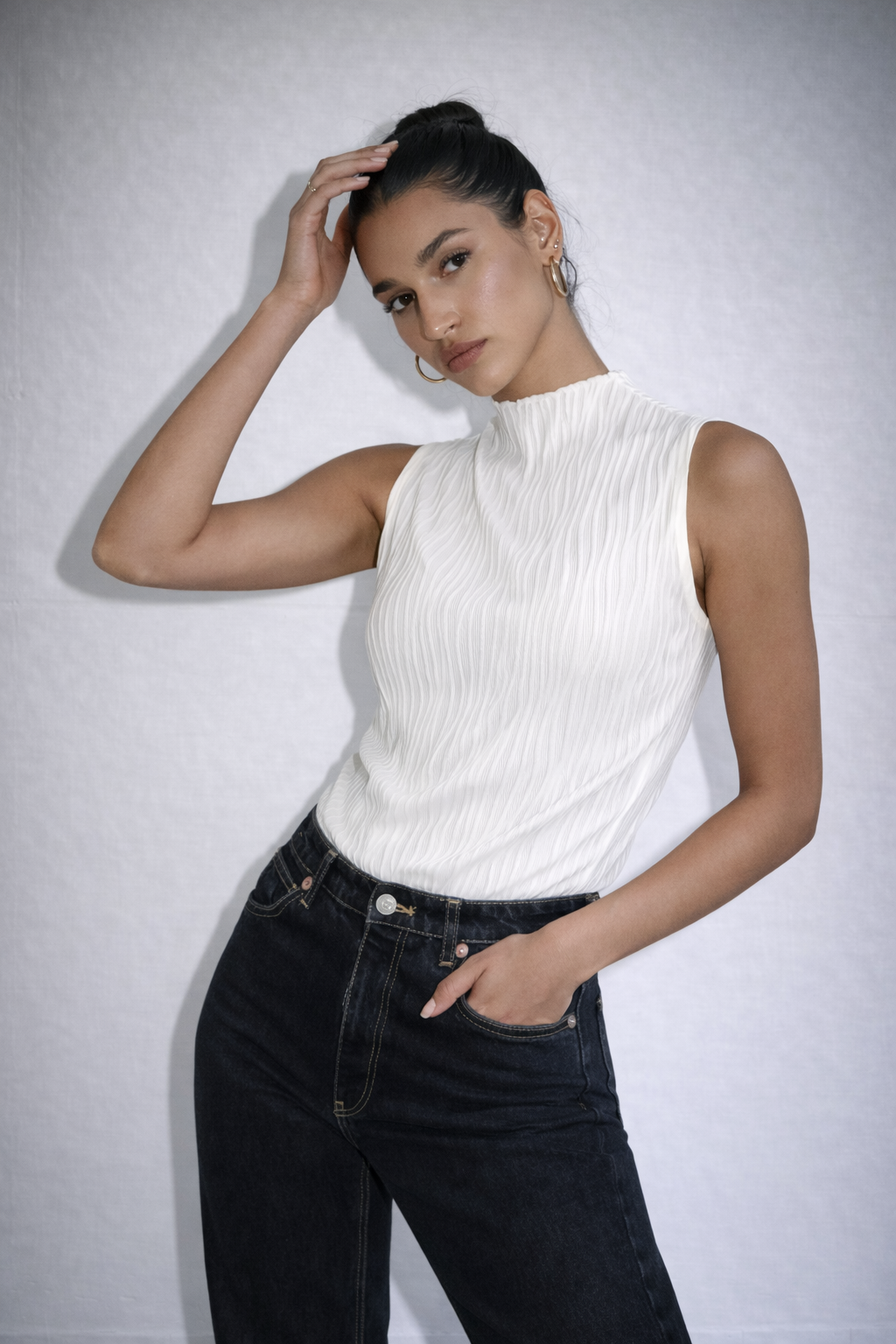 RǏWYÑ | Soft High Neck Textured Top