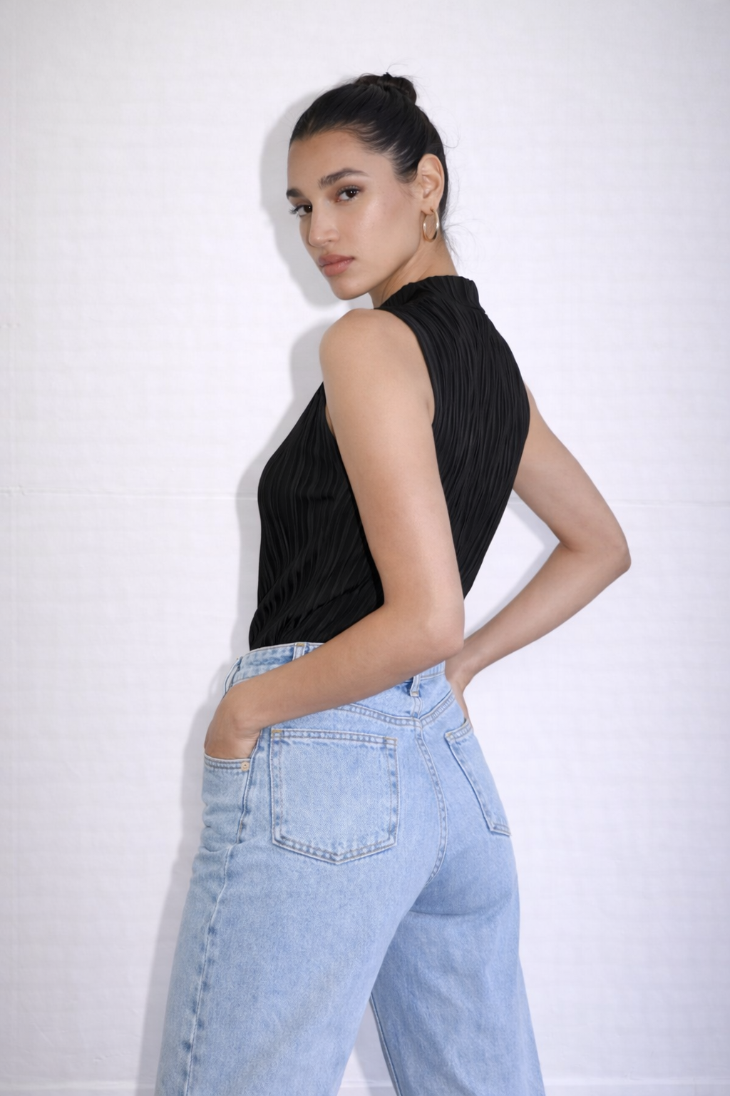 RǏWYÑ | Soft High Neck Textured Top