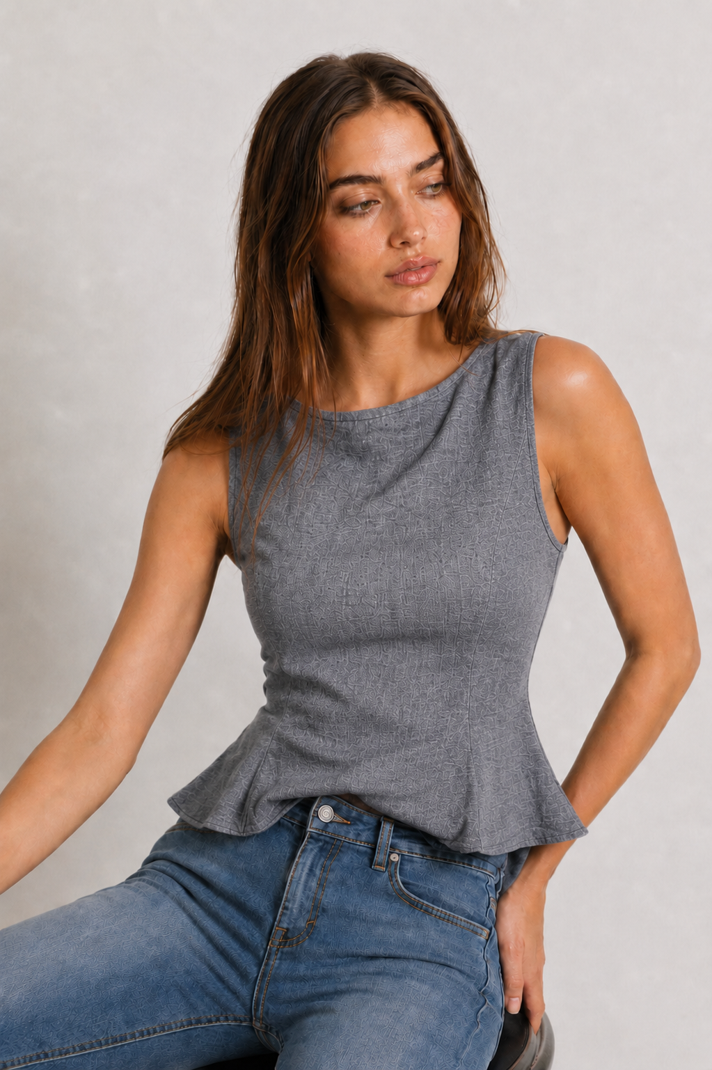 RǏWYÑ | Minimalist Peplum top