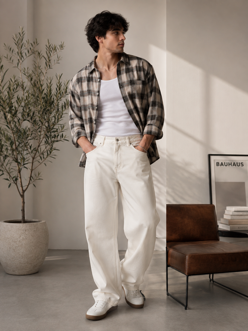RÎWYÑ Cream Straight-Leg Pants model front