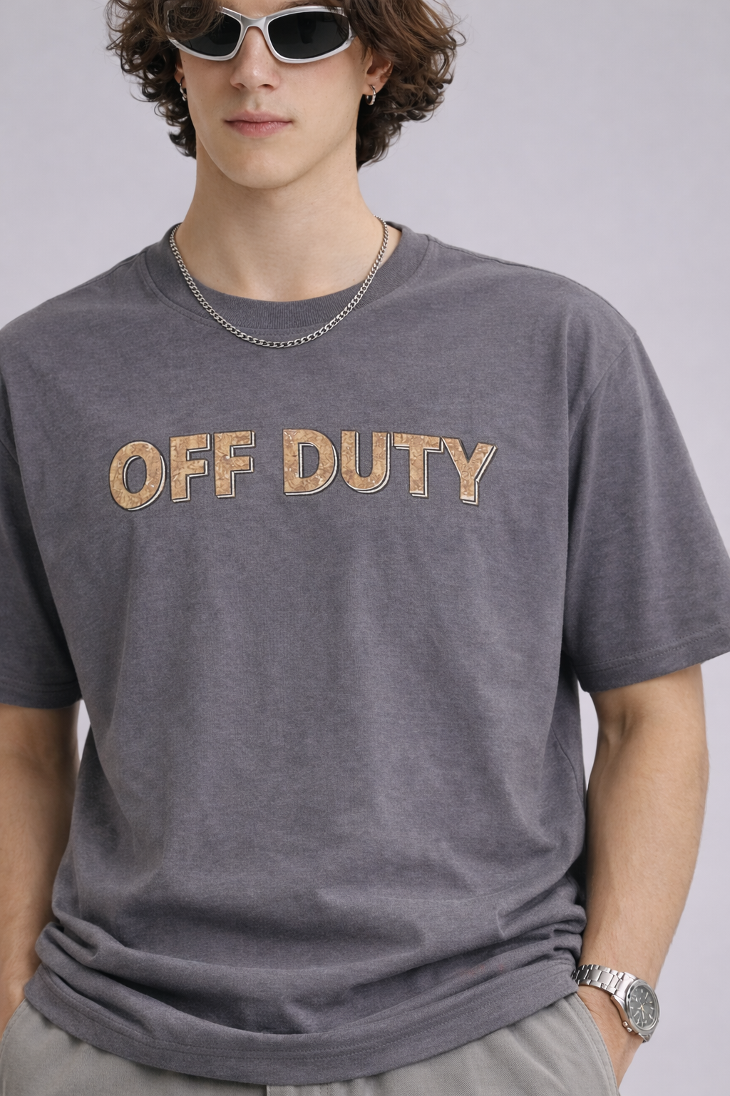 RIWYN Off Duty Outlined Cork Print Graphic Tee