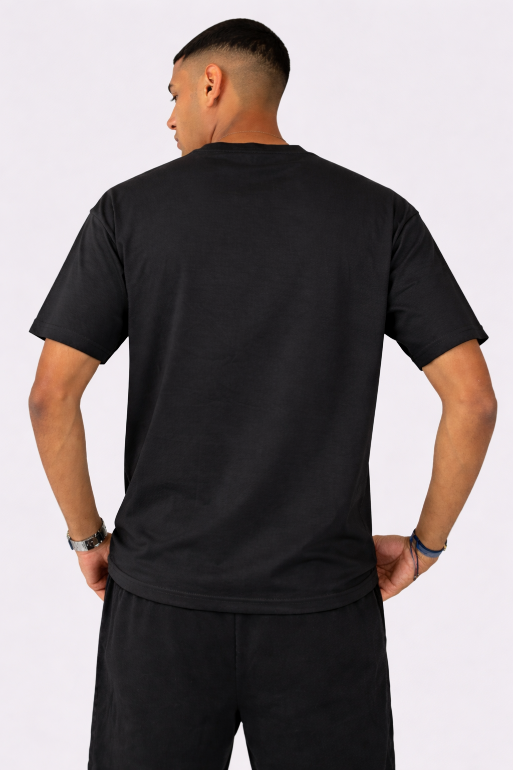 RIWYN Patch Edge Logo Tee