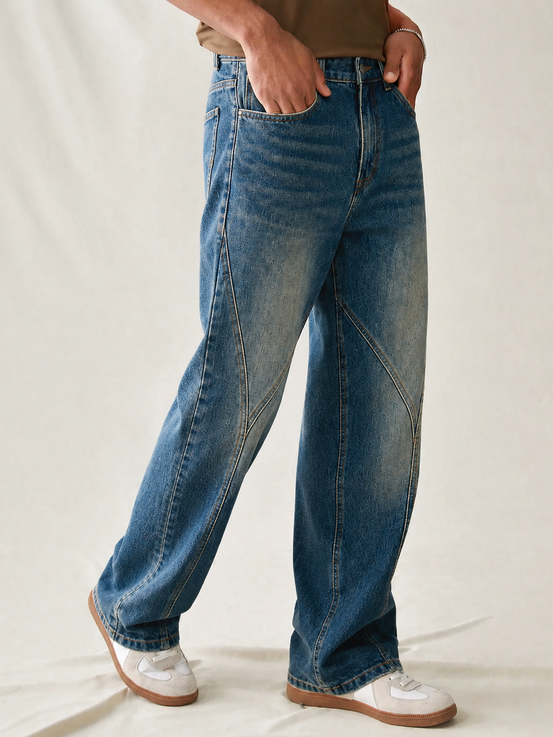 RIWYN Subtle Fade Blue Straight Fit Jeans