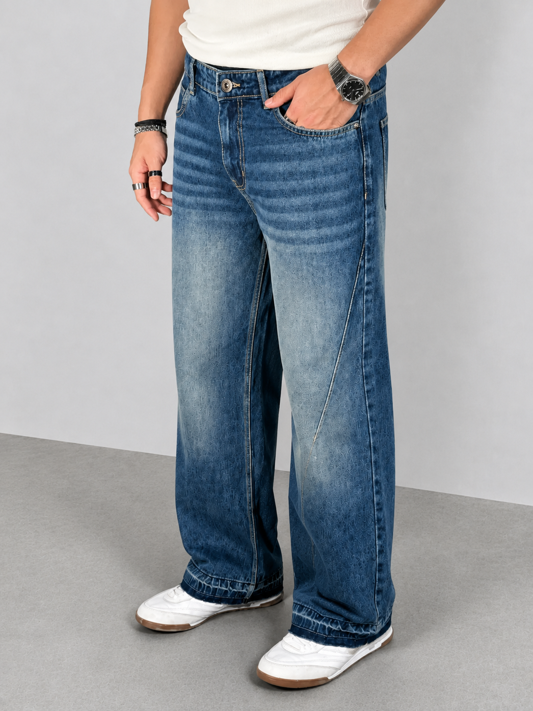 RIWYN Raw Fringed Washed Baggy Jeans