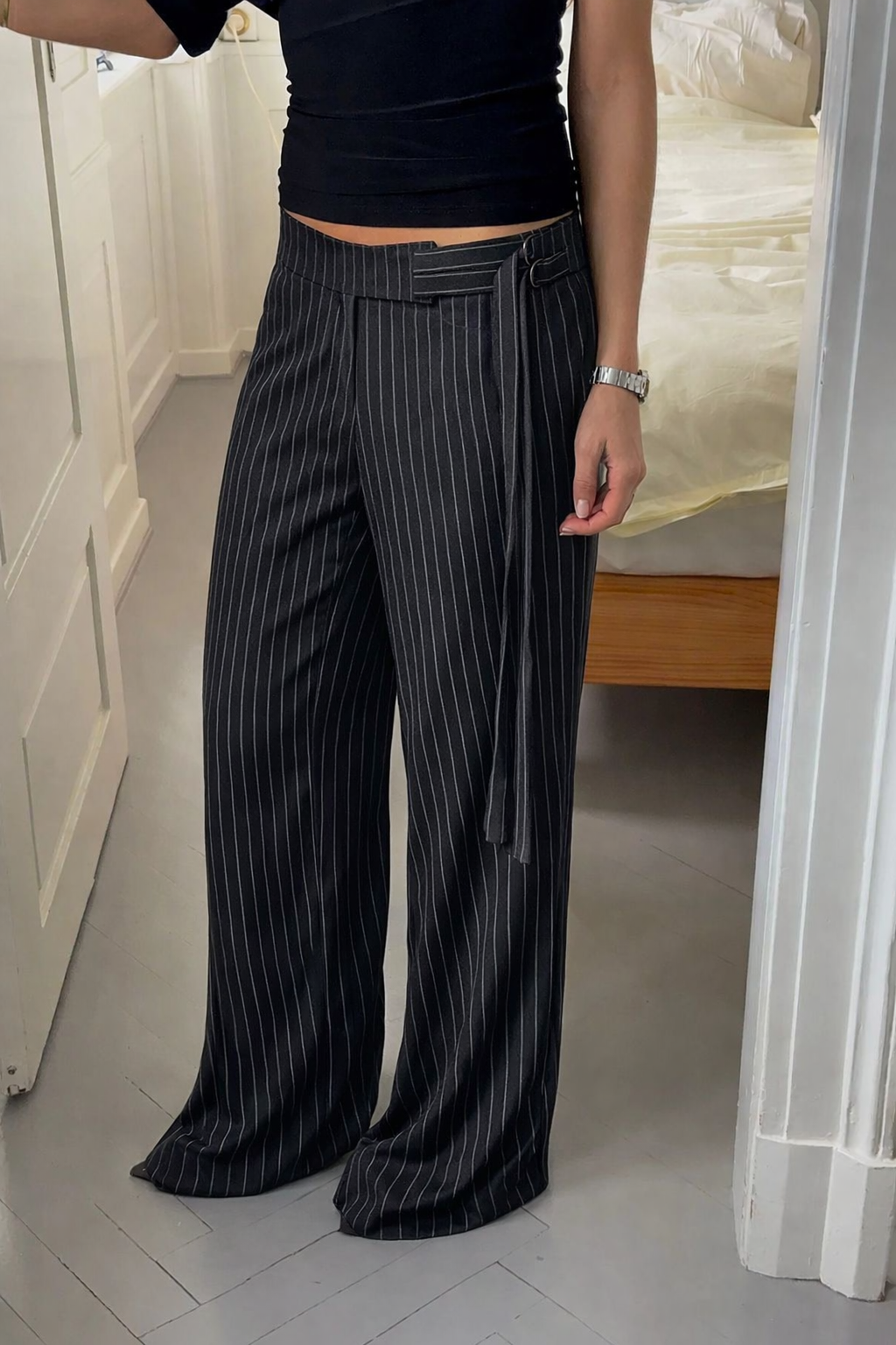 RǏWYÑ | Striped Buckle Up Pants