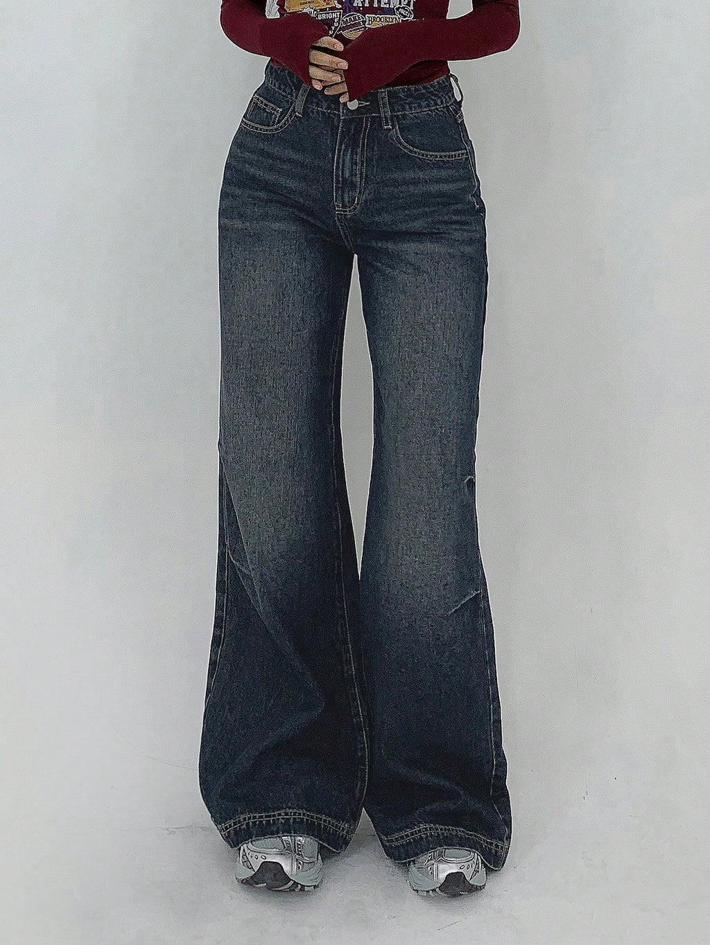 RǏWYÑ | Static Fade Flare Jeans