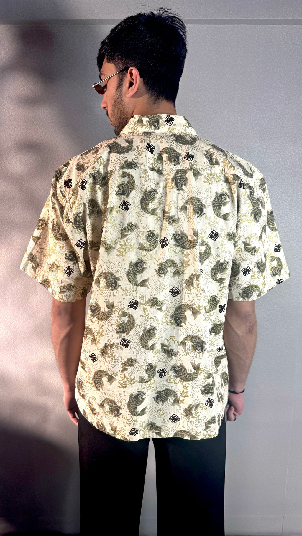 RIWYN Dragon Gold Fish Structured Shirt