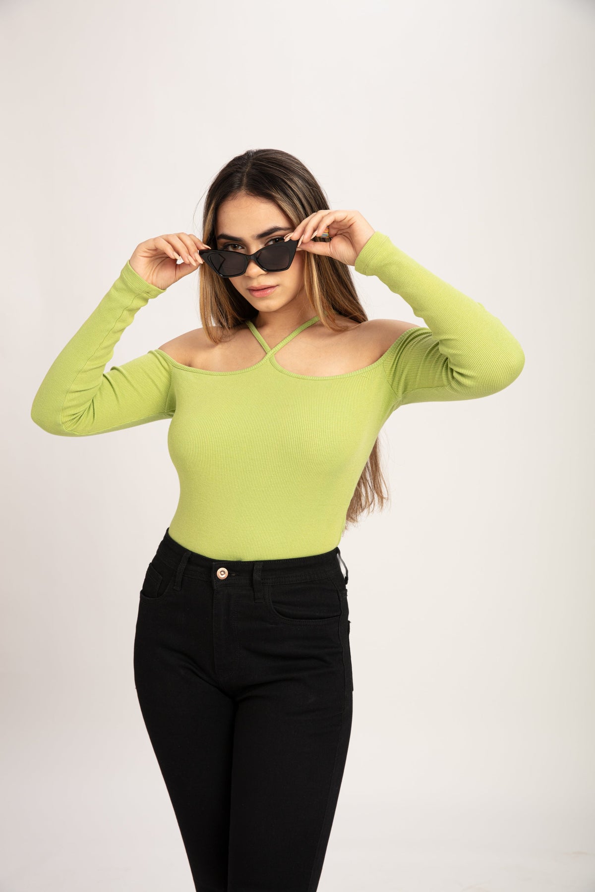RǏWYÑ | Drop Shoulder Top