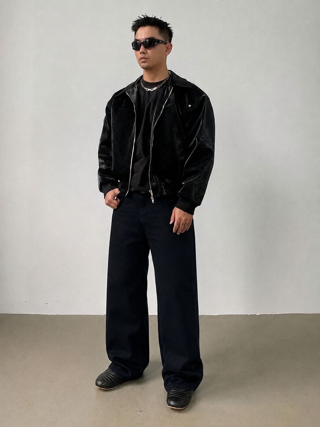 RIWYN Pure Black Baggy Fit Rigid Jeans
