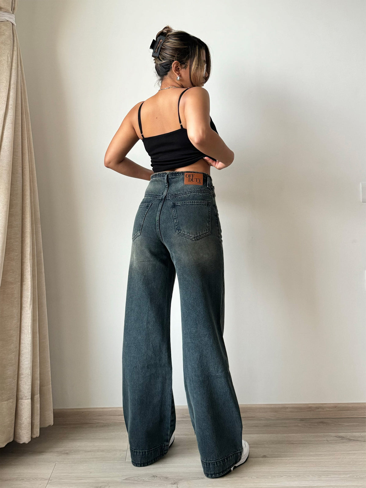 RǏWYÑ | Grunge Edge Double Button High-Waisted Denim