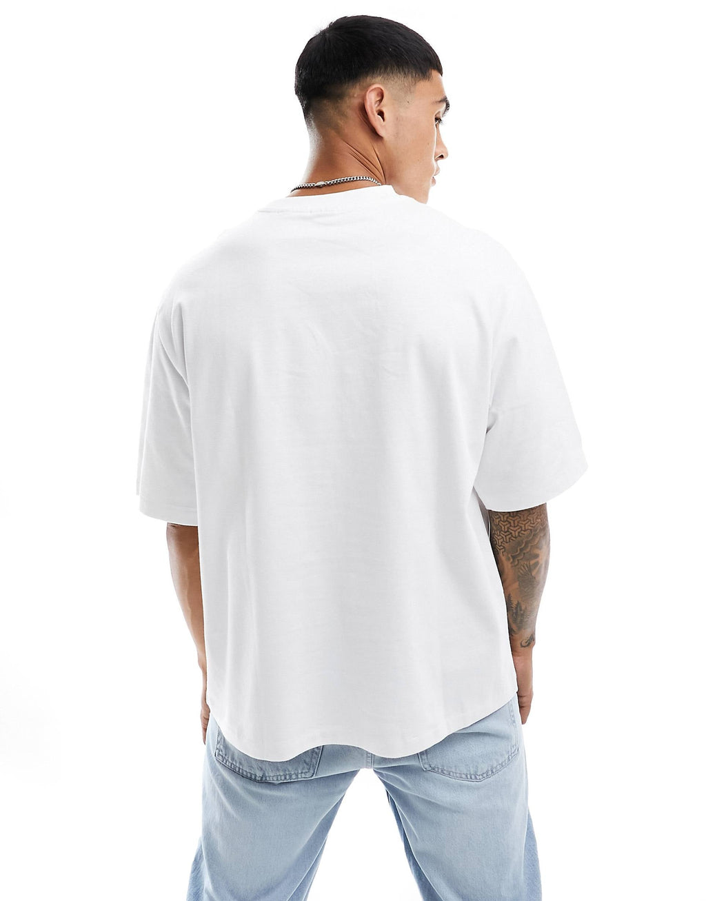 RIWYN The Essential Crew Tee