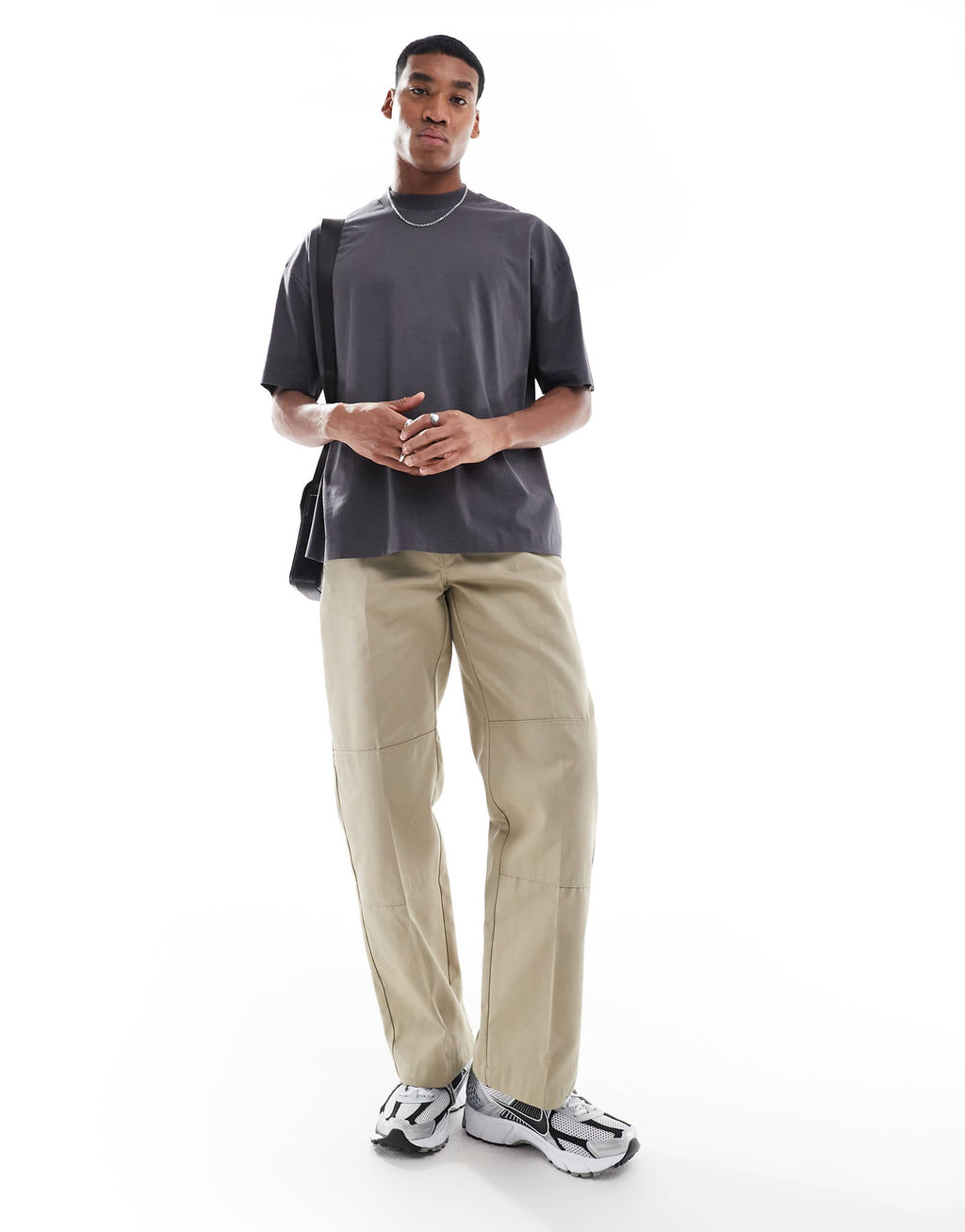 RIWYN The Essential Crew Tee