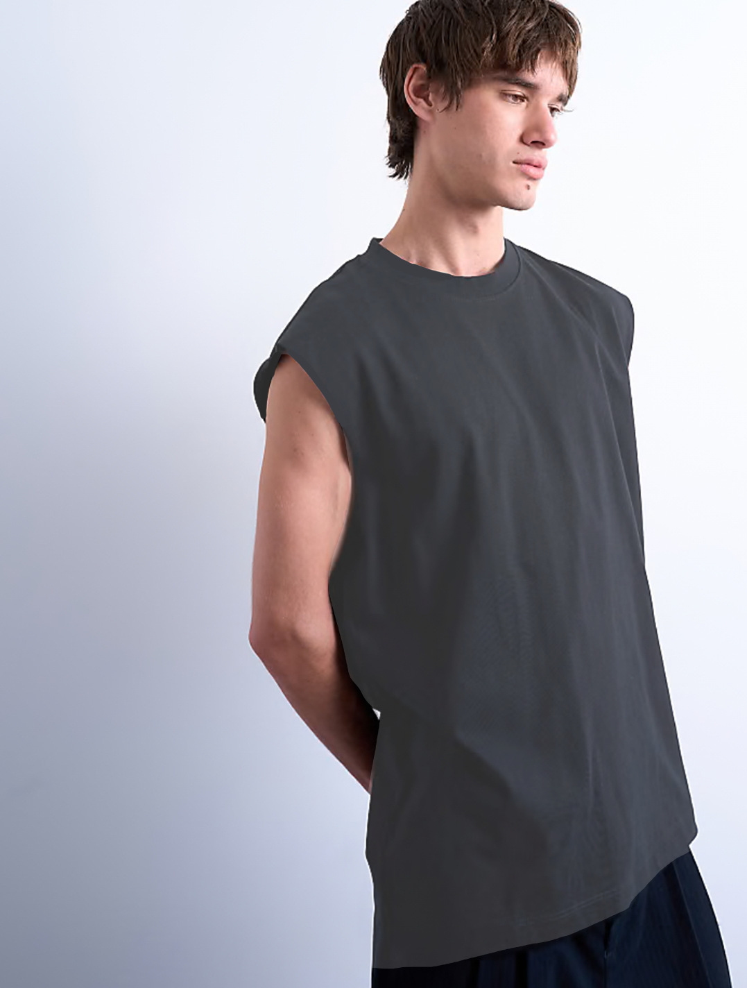 RIWYN Elevated Basic Vest Tee