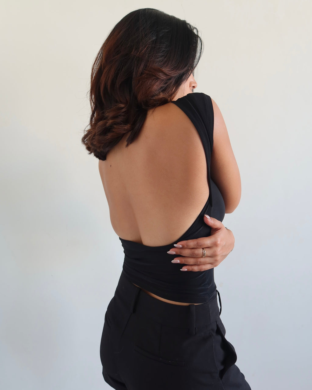 RǏWYÑ | Scoop Back Fitted Top