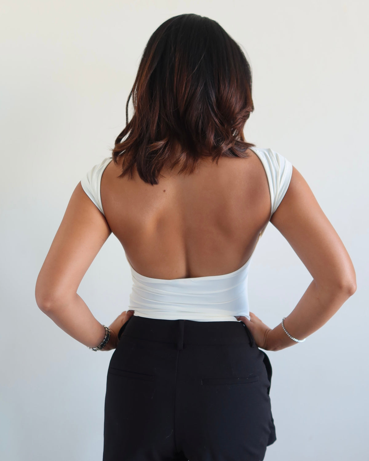 RǏWYÑ | Scoop Back Fitted Top