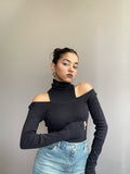RǏWYÑ | Cut Detail Polo Neck Rib Black Top