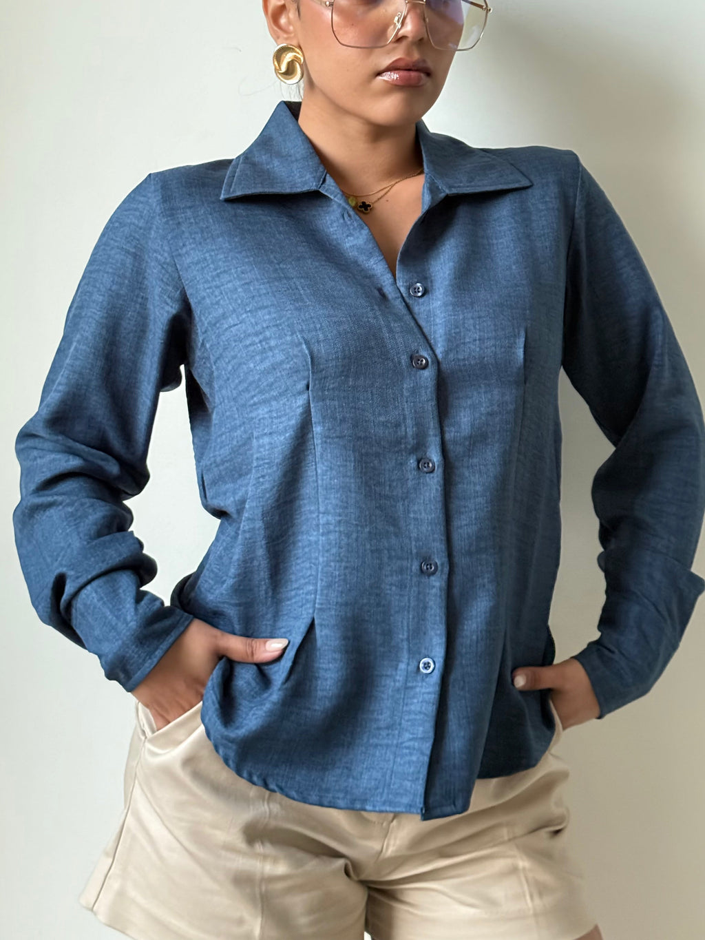 RǏWYÑ | Sculpted Waistline Classic Shirt