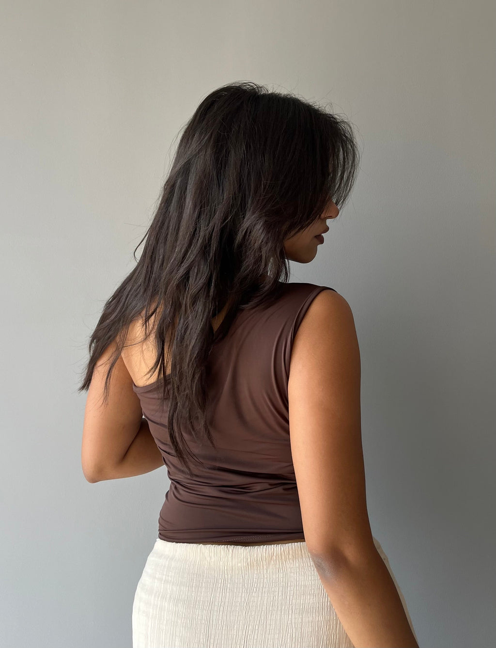 RǏWYÑ | Effortless Flow One-Shoulder Ruched Top