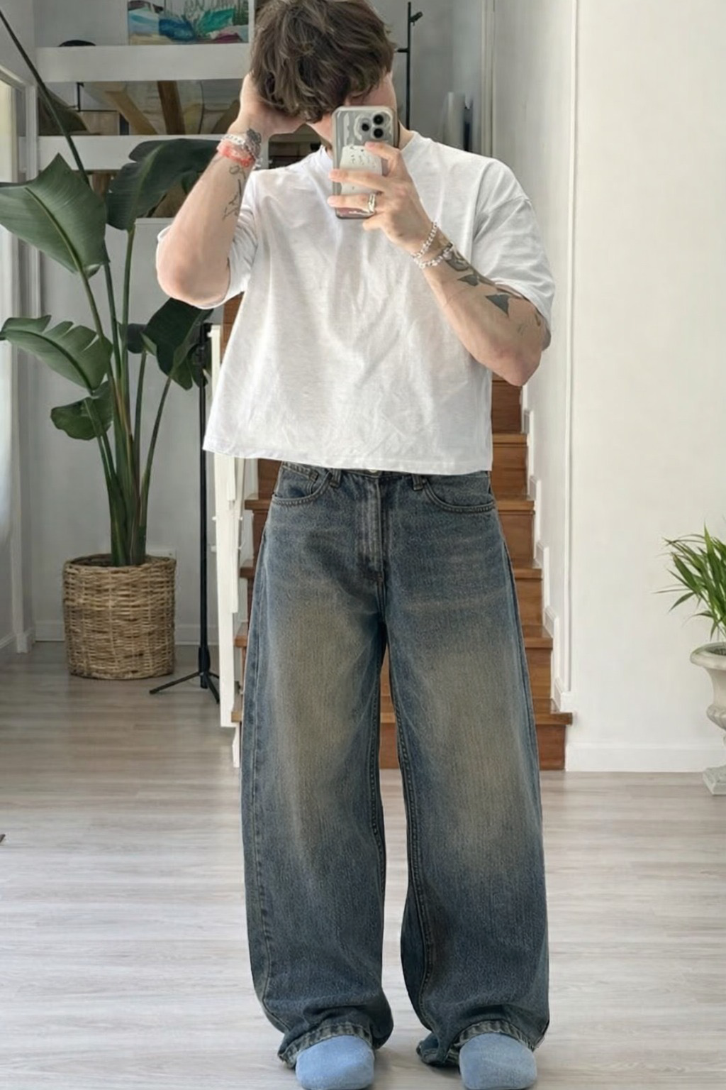 RIWYN Blue Screen Super Baggy Jeans