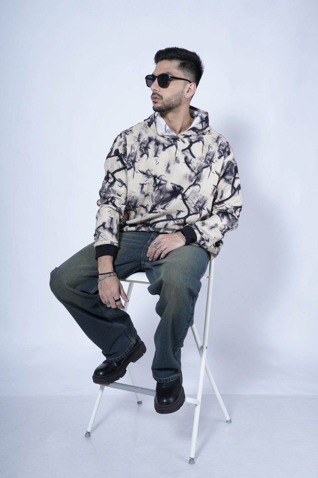 RǏWYÑ | Abstract Smoke Print Oversize Hoodie